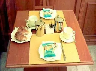 Kriss Hotel